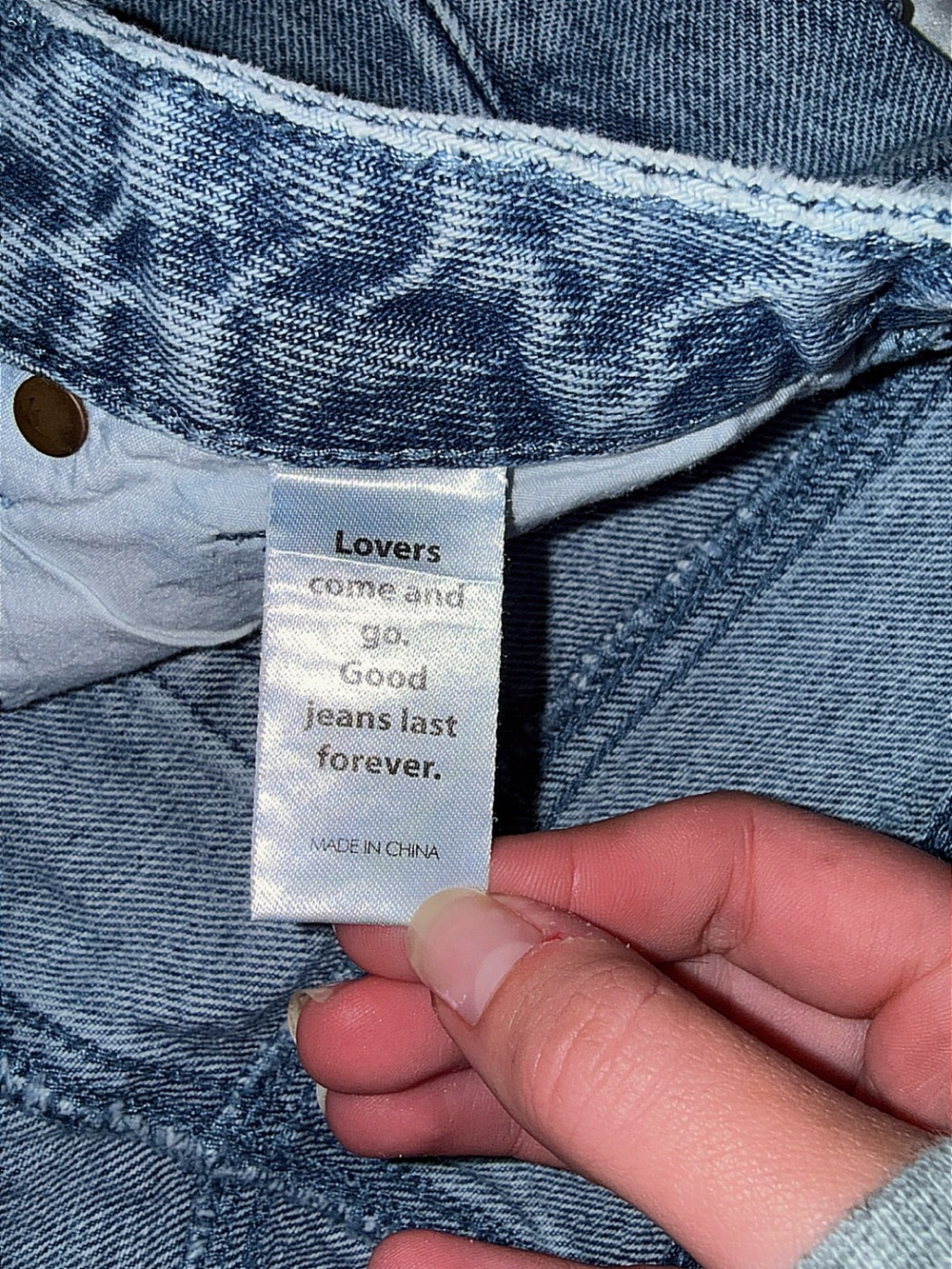 Excellent PACSUN HIGH RISE FESTIVAL Women’s Size 28 Distressed Denim Short - Picture 5 of 10